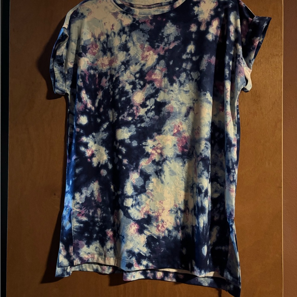 LuLaRoe Tie-Dye Short Sleeve Top - Navy and Pink